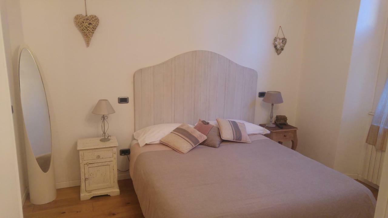 Accademia Deluxe Apartment Bergamo Luaran gambar