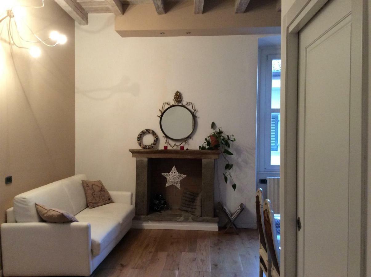 Accademia Deluxe Apartment Bergamo Luaran gambar